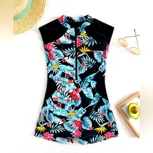 Sexy Spring Suit (M) for Surfing/Swimming